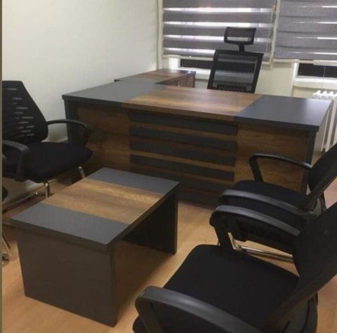 Ofis mebeli Yenidir Hazir var. Oturacaqlar qiymətə daxil deyil — Bakı