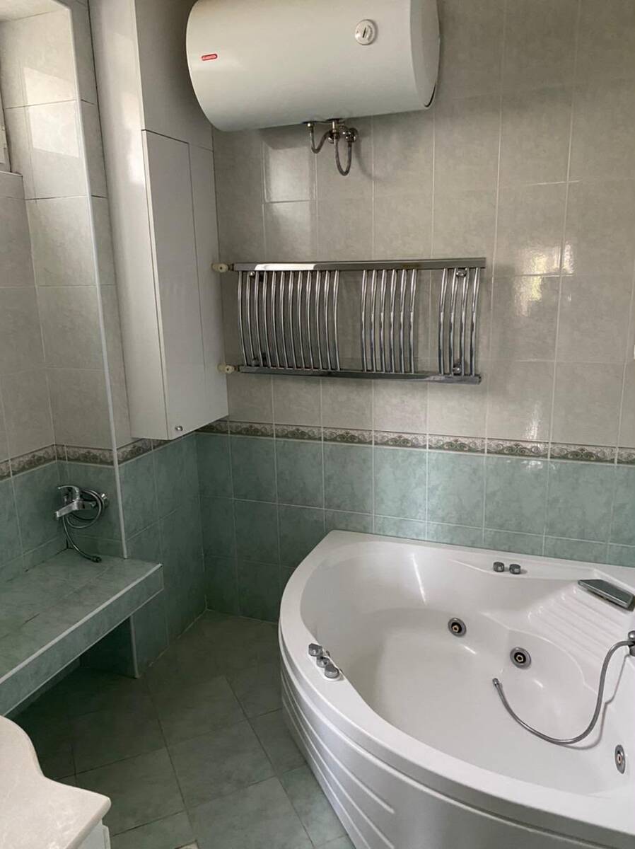 İcarəyə verilir 4 otaqlı köhnə tikili 120 m² — Mənzil, Bakı (10)
