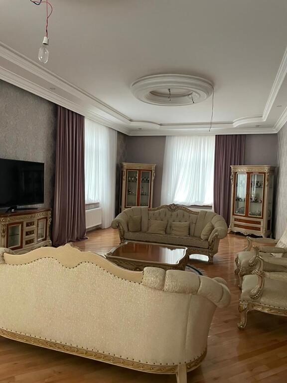 Satılır 6 otaqlı həyət evi/bağ evi 1350 m² — Ev, villa, Bakı (10)