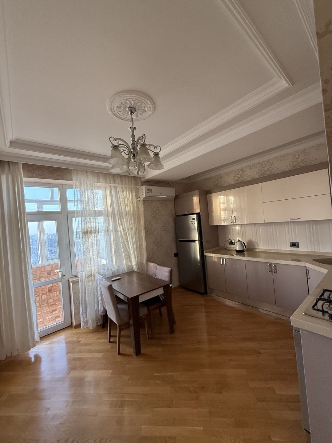 İcarəyə verilir 4 otaqlı yeni tikili 153 m² — Mənzil, Bakı (8)