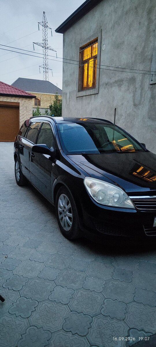 Opel Astra, 2007 il 10-LZ-032 — Avtomobillər, Bakı (2)
