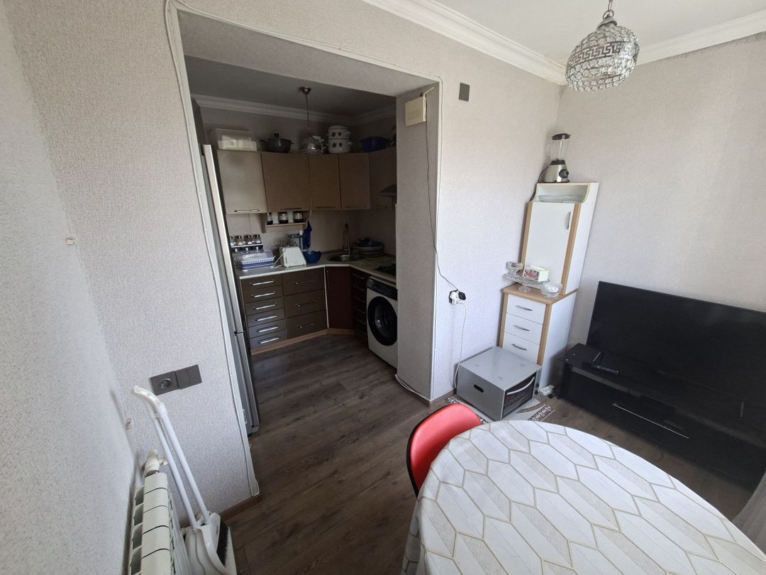 Satılır 3 otaqlı köhnə tikili 96 m² — Mənzil, Bakı (7)