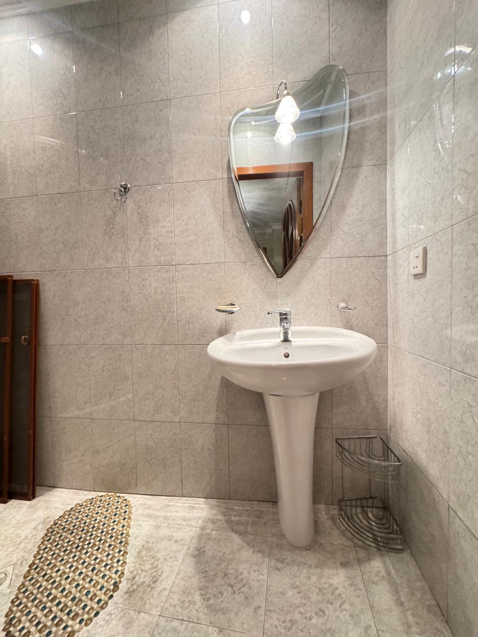 4 otaqlı mənzil, 152 m², Neftçilər prospekti — Mənzil, Bakı (12)
