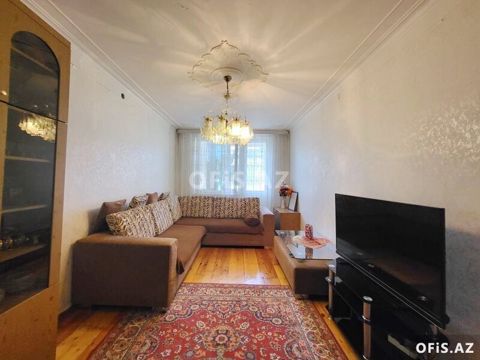 Köhnə tikili Kirayə Verilir Binəqədi r., Binəqədi q., 3 otaq, 100 m² — Bakı