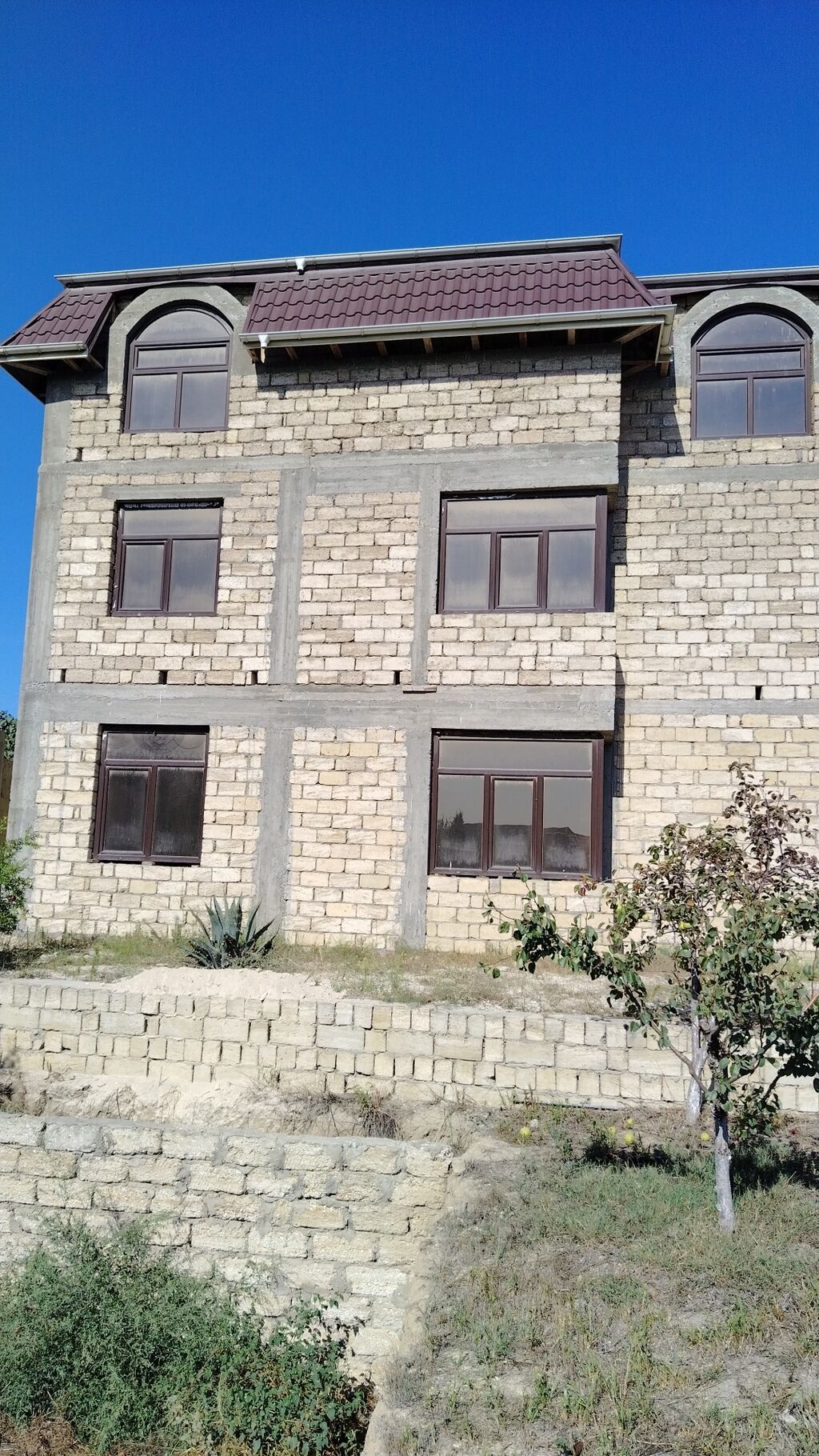 Satılır: Məştağada bağ evi və torpaq sahəsi satılır -10 sot torpaq və — Ev, villa, Bakı
