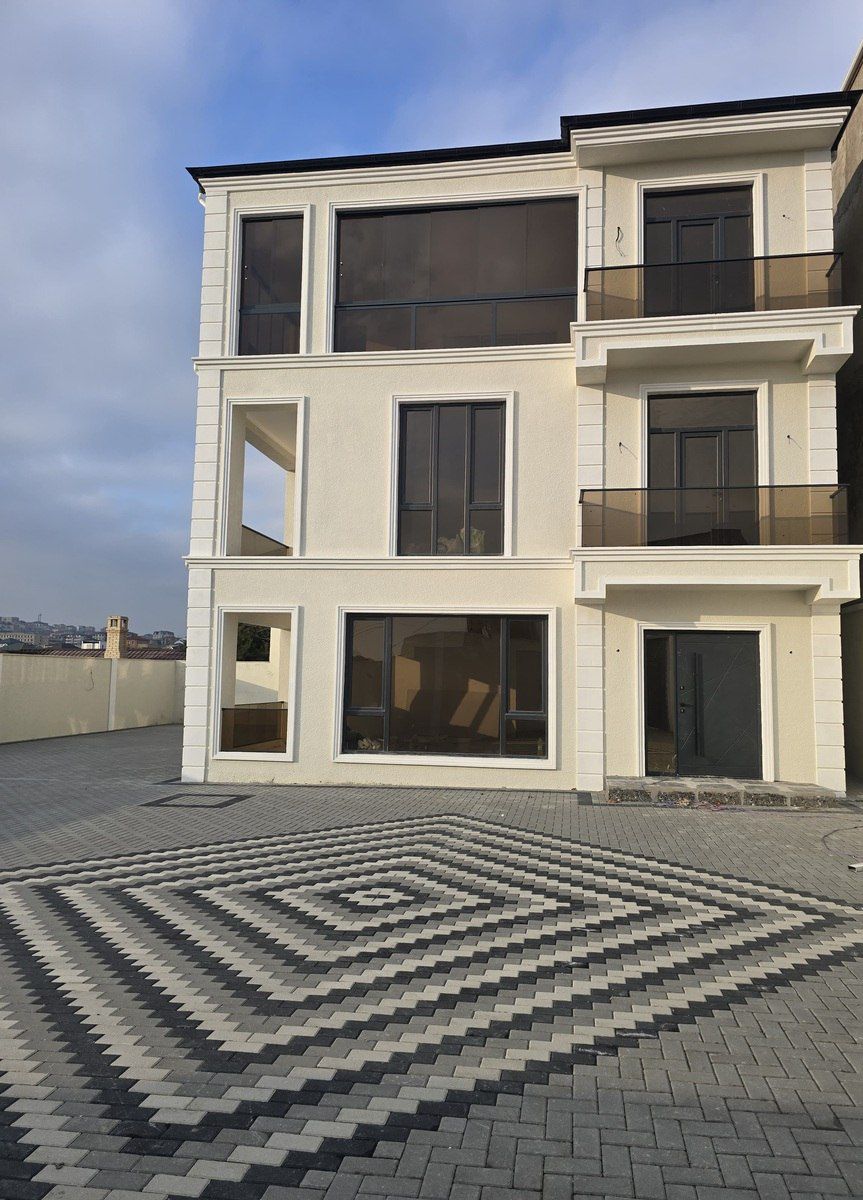 Satılır 8 otaqlı həyət evi/bağ evi 400 m² — Ev, villa, Bakı (2)