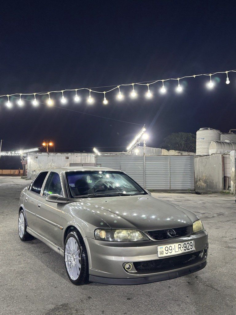 Opel Vectra, 1.8 L, 1996 il, 330 000 km 99-LR-929 — Avtomobillər, Bakı