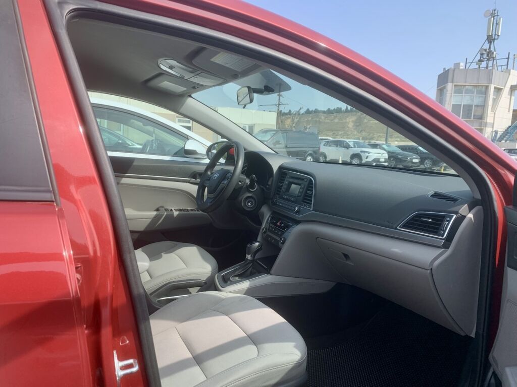 Hyundai Elantra: 2 l 2017 il Sedan — Avtomobillər, Bakı (10)