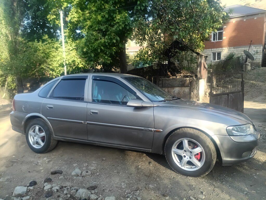 Opel Vectra, 1.8 L, 1996 il, 350 000 km — Avtomobillər, Yardımlı (5)