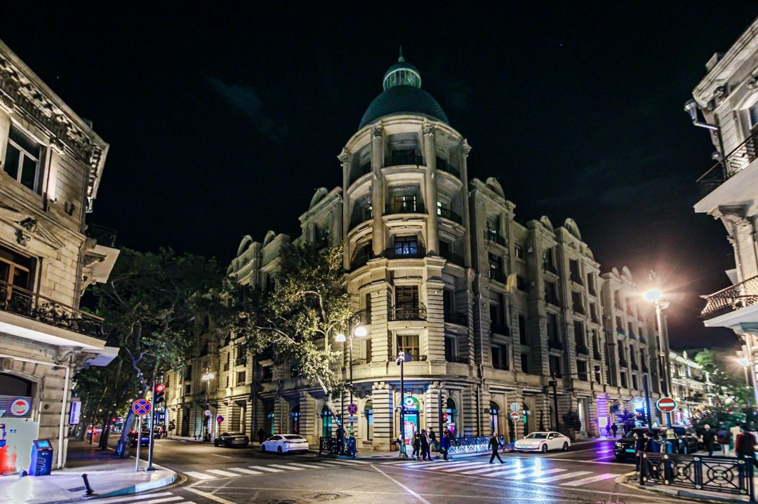 Satılır 3 otaqlı köhnə tikili 125 m² — Mənzil, Bakı