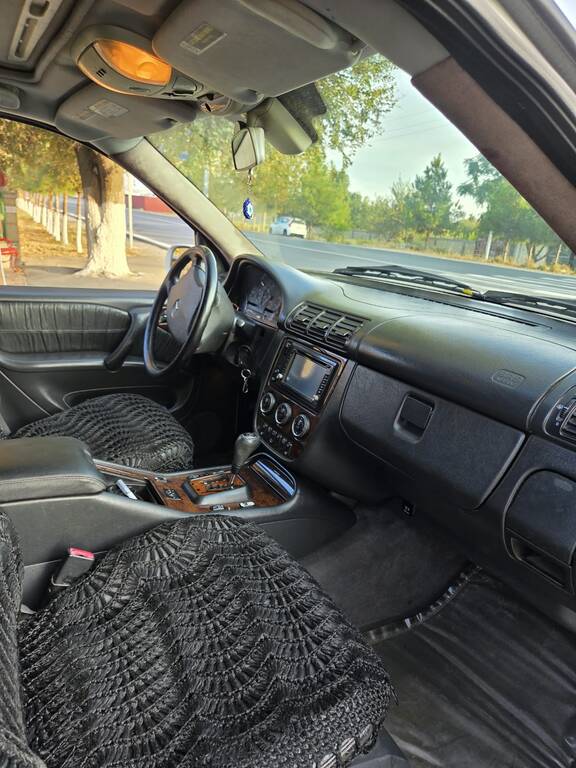 Mercedes ML 320, 3.2 L, 2002 il, 152 000 km 10-HR-808 — Avtomobillər, Bakı (5)