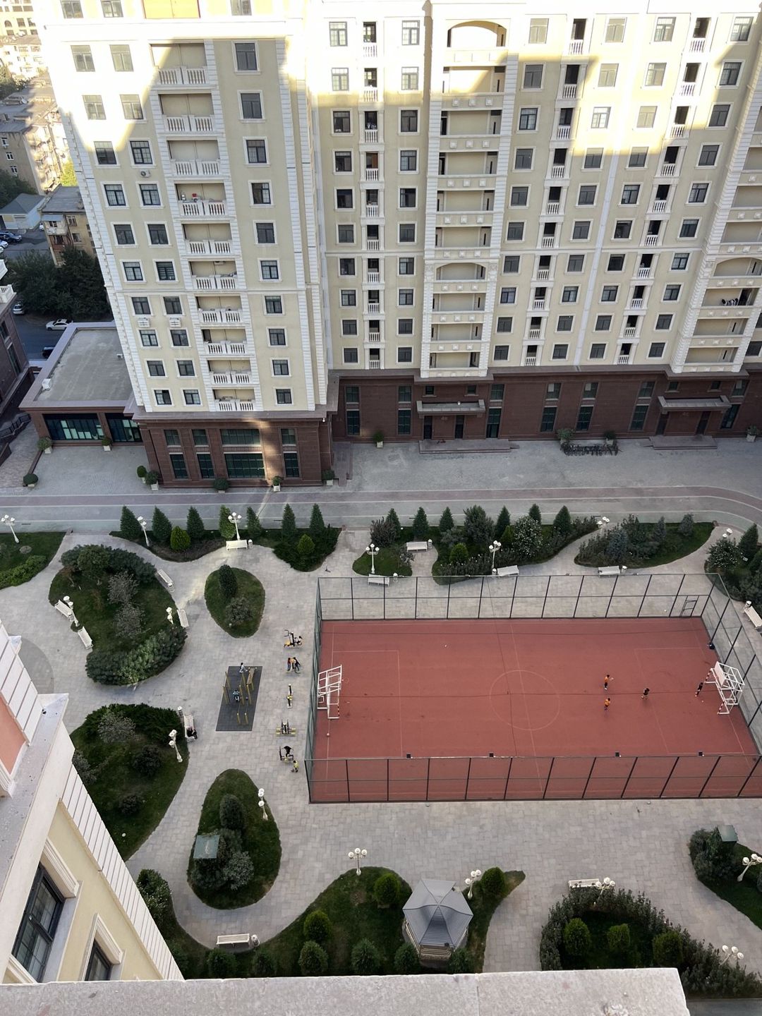 Satılır 6 otaqlı yeni tikili 305 m² — Mənzil, Bakı (11)