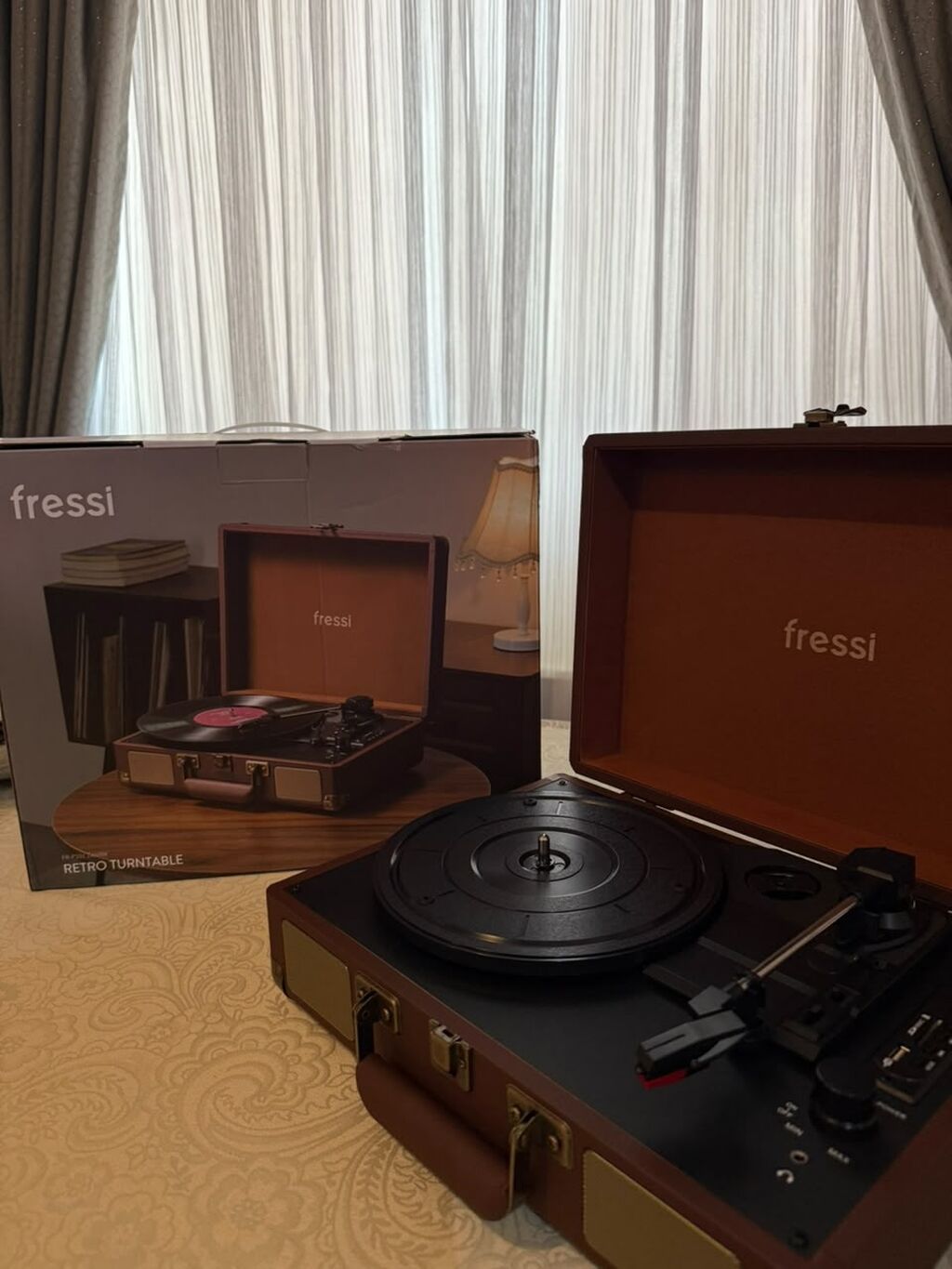 Məhsul: Fressi Retro Turntable – portativ pikap Xüsusiyyətlər — Vinil proqreslər və aksesuarlar, Bakı (6)