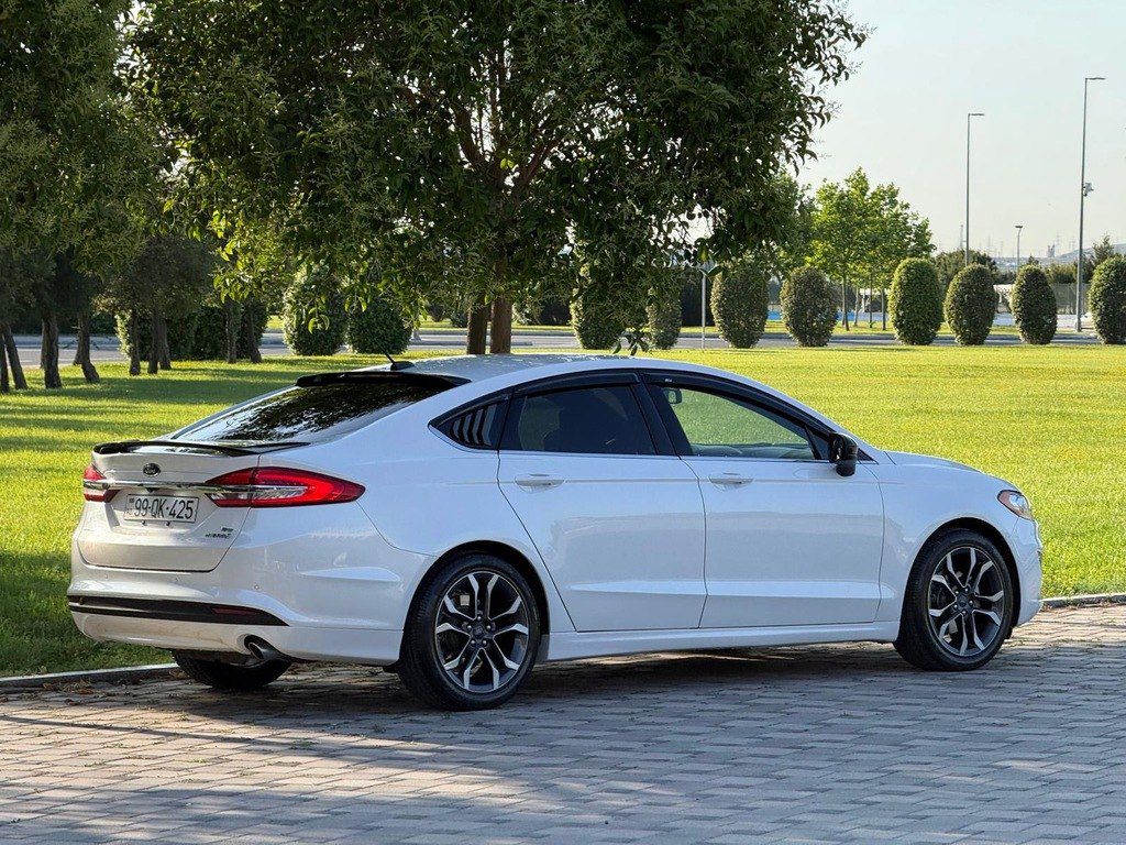 Ford Fusion (North America), 2.0 L, 7.6 kWh, 2018 il, 250 000 km 99-QK-425 — Avtomobillər, Bakı (8)