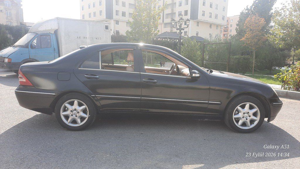 Mercedes C 240, 2.6 L, 2002 il, 515 804 km 99-KS-823 — Avtomobillər, Bakı (4)