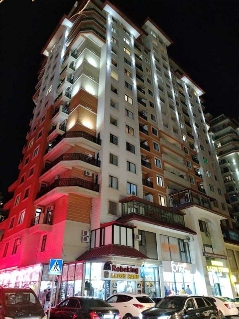 Satılır 4 otaqlı yeni tikili 186 m² — Bakı