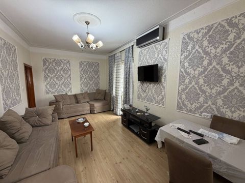 Satılır 2 otaqlı köhnə tikili 50 m² — Bakı