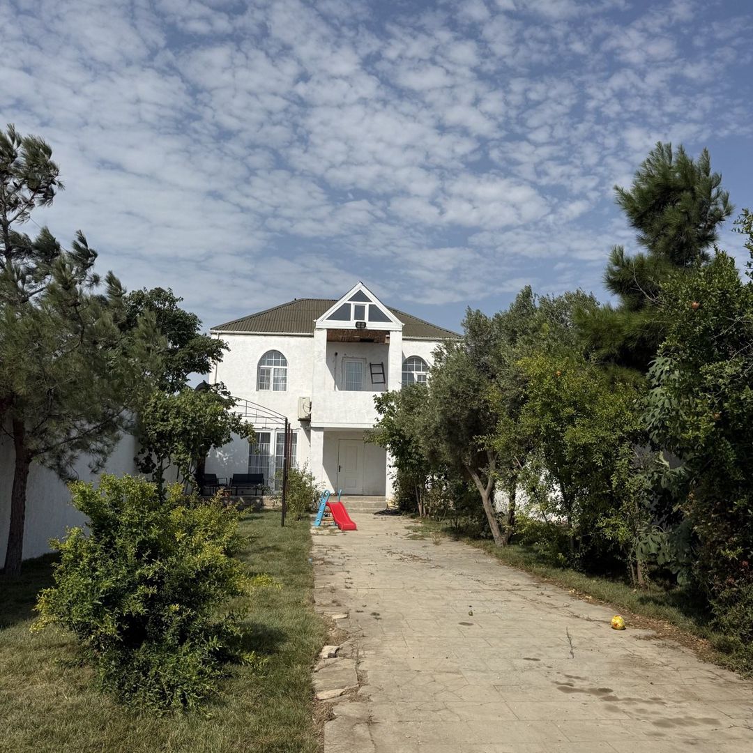 Satılır 5 otaqlı həyət evi/bağ evi 200 m² — Ev, villa, Bakı (3)
