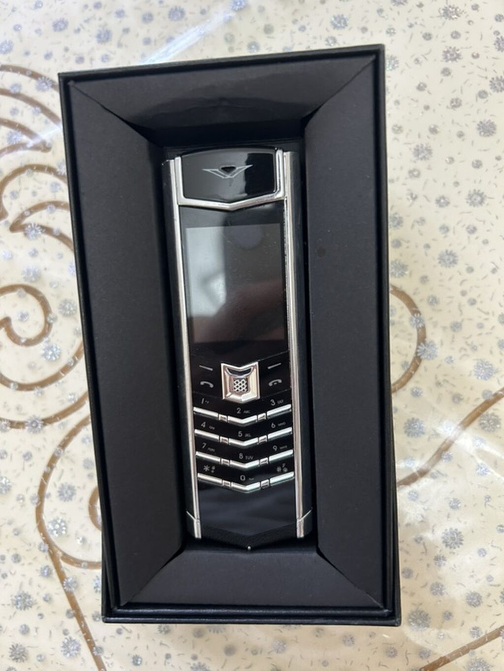 Vertu rəng - Qara, Düyməli — Vertu, Xırdalan (2)