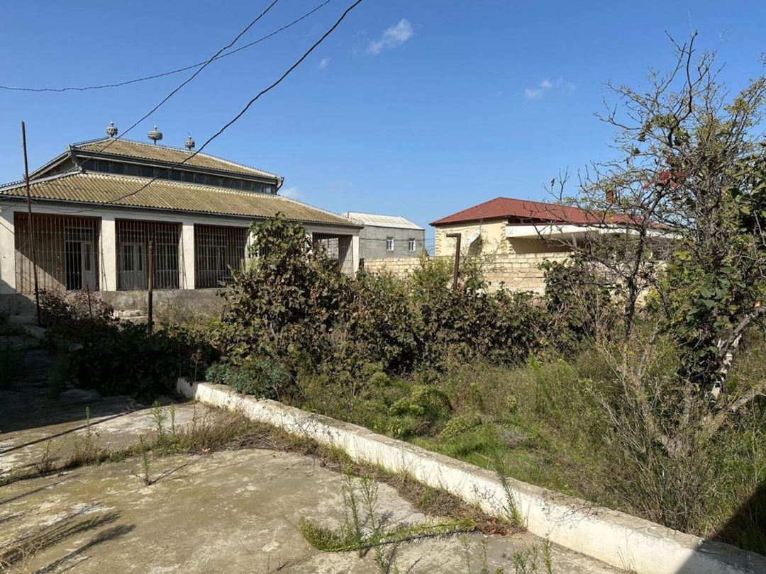 Satılır 4 otaqlı həyət evi/bağ evi 160 m² — Ev, villa, Bakı (2)