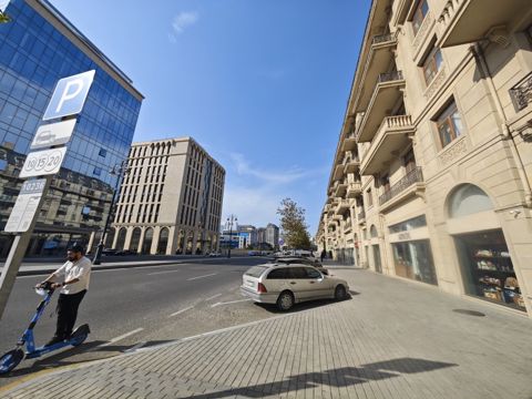 İcarəyə verilir obyekt 215 m² — Bakı