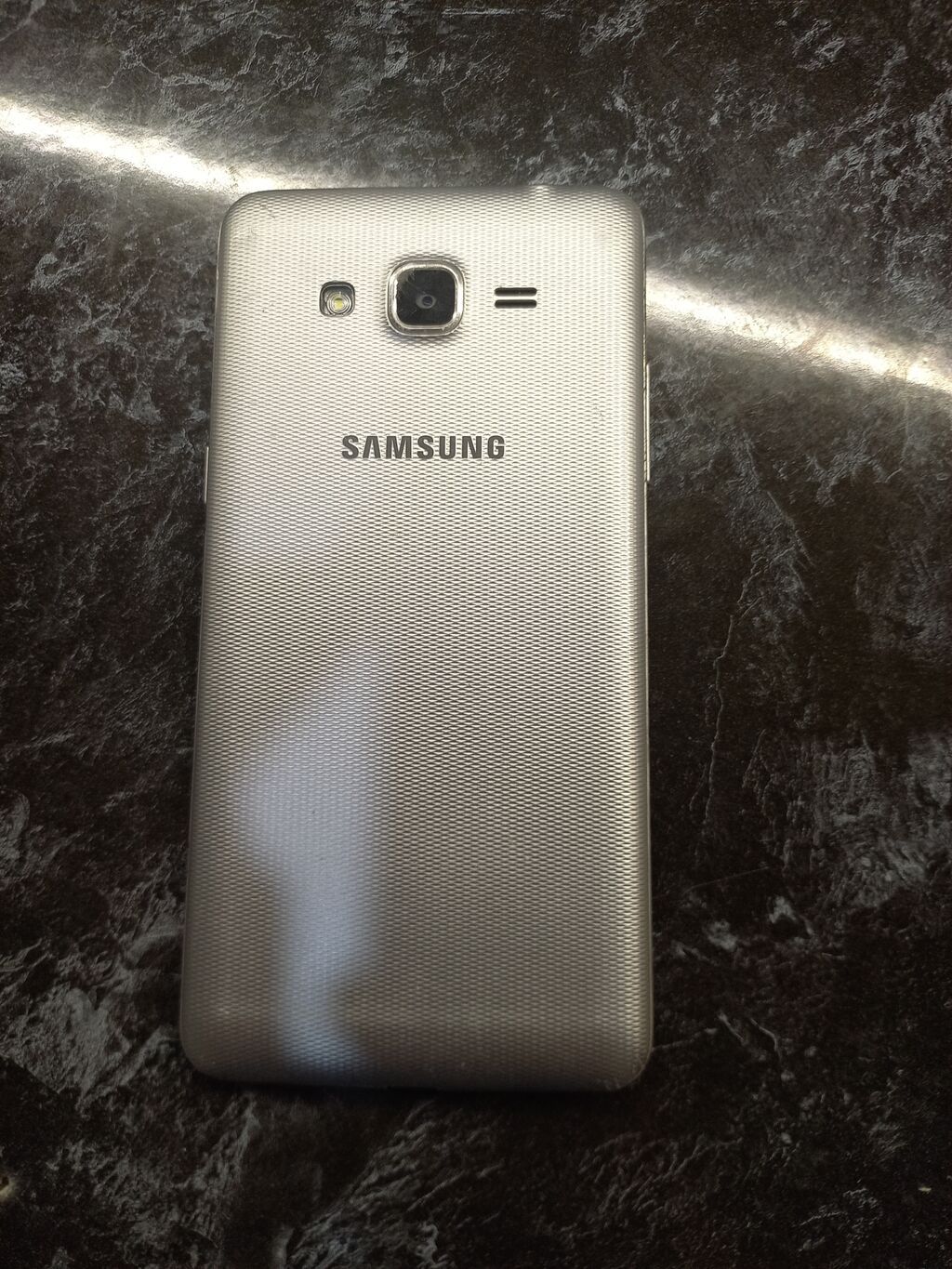 Samsung 8 GB, rəng - Gümüşü, Sensor — Samsung, Bakı