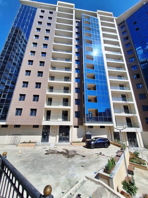 Satılır 3 otaqlı yeni tikili 148 m² — Bakı