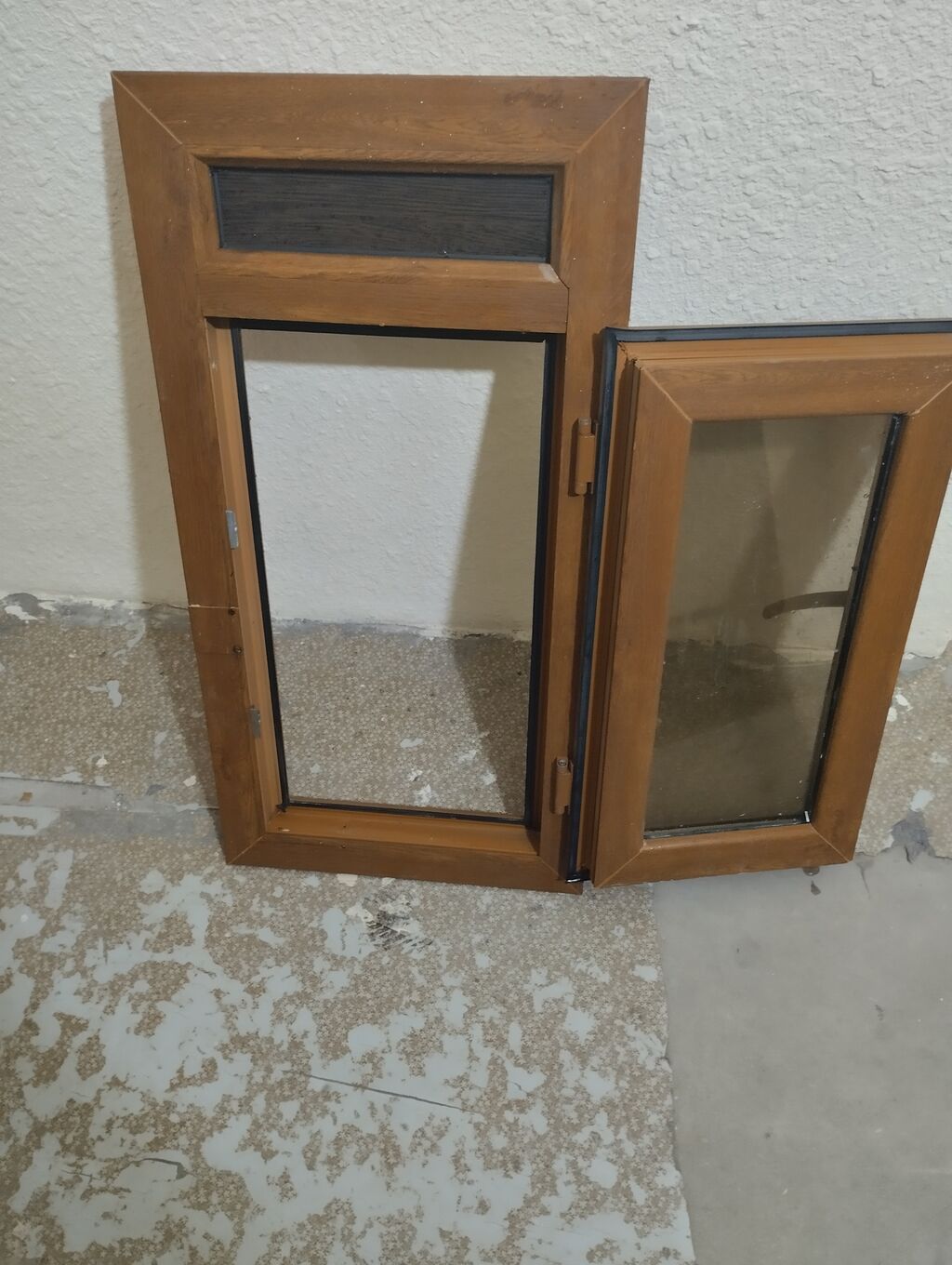 Ağac rəngində plastik pəncərə çərçivəsi və açılan qanad - Material — Pəncərələr, qapılar, balkonlar, Bakı (2)
