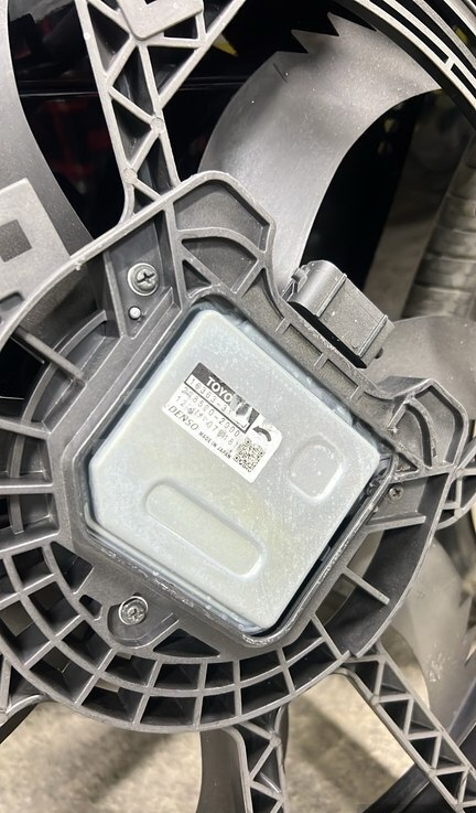 Ehtiyat hissələri Toyota Camry V70 V55 V40 — Avto, Bakı (10)
