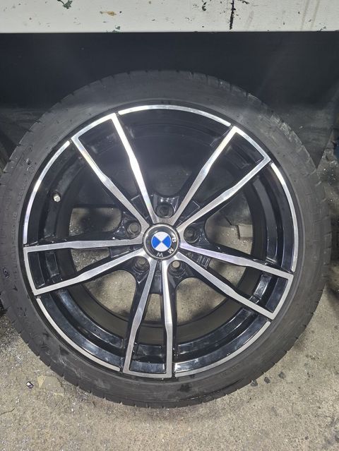 BMW orijinal təkər diskləri və şin dəsti - Komplekt: 4 ədəd yüngül — Bakı