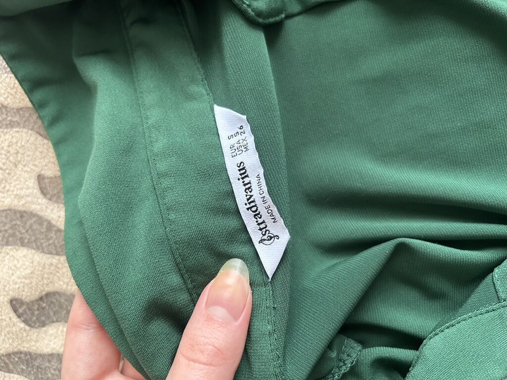 Məhsul: Stradivarius qadın köynəyi - Rəng: Tünd yaşıl - Model: Düz — Köynək, Bakı (2)