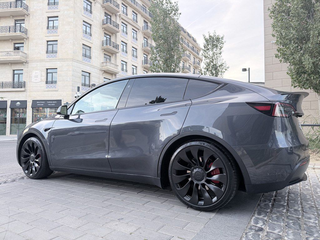 Tesla Model Y, 75 kWh, 2023 il, 45 000 km — Avtomobillər, Bakı (3)