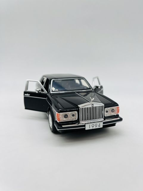 Maşın Rolls-Royce Silver Spur, metal, qara — Bakı