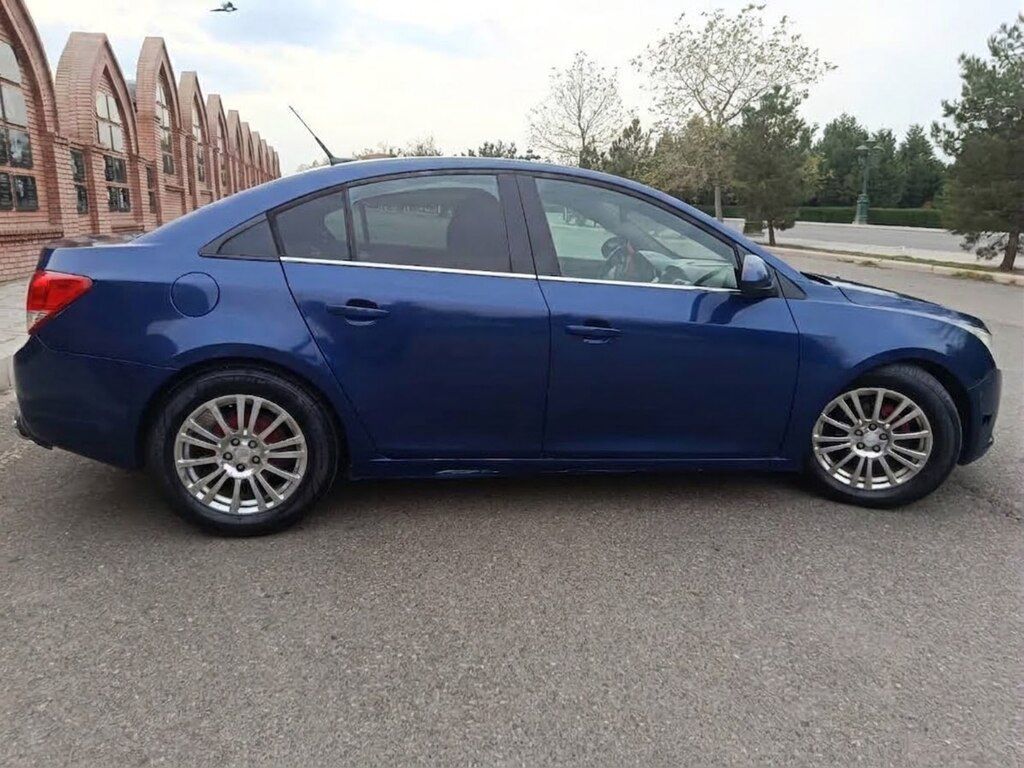 Chevrolet Cruze, 1.4 L, 2011 il, 200 000 km — Avtomobillər, Sumqayıt (8)