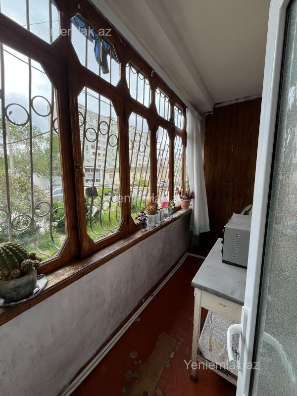 Satılır 3 otaqlı Bina evi menzil (Köhnə tikili), 69 m², 9-cu mikrorayon — Mənzil, Sumqayıt (8)