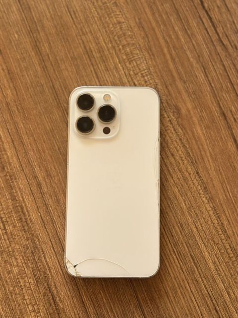 IPhone 13 Pro, 256 GB, Gümüşü, Qırıq — Sanqaçal