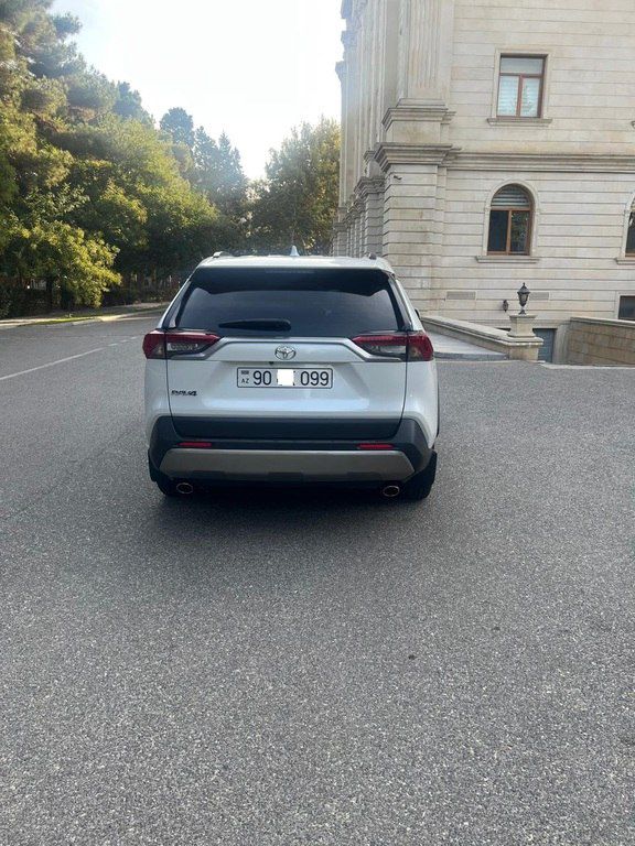Toyota RAV4, 2.5 L, 2023 il, 44 000 km — Avtomobillər, Bakı (3)