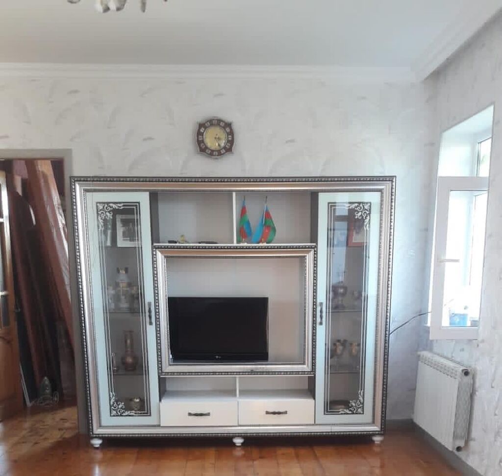 Tv stend 80 azn. Unvan Zig qes. 5751 Ayten — Televizor altlıqları və standlar, Bakı