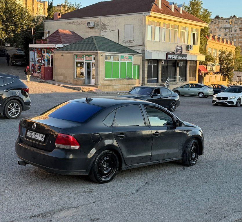 Volkswagen Polo, 1.6 L, 2012 il, 205 000 km 90-RC-136 — Avtomobillər, Bakı (3)