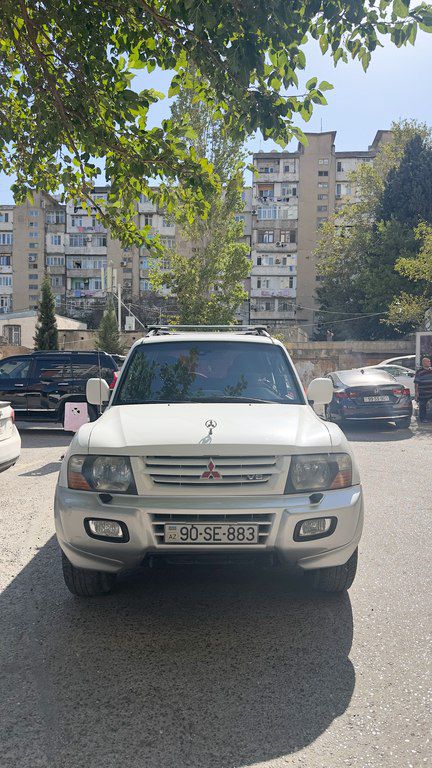 Mitsubishi Pajero, 3.5 L, 2001 il, 419 000 km — Bakı