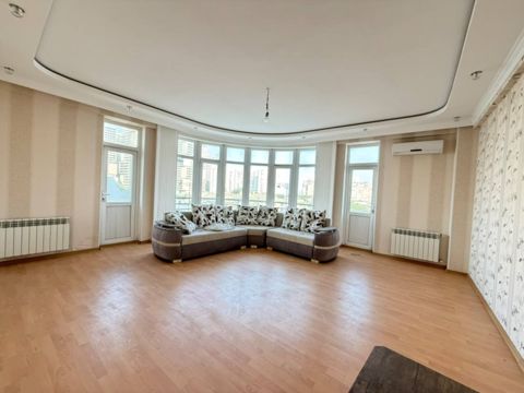 Satılır 3 otaqlı yeni tikili 145 m² — Bakı