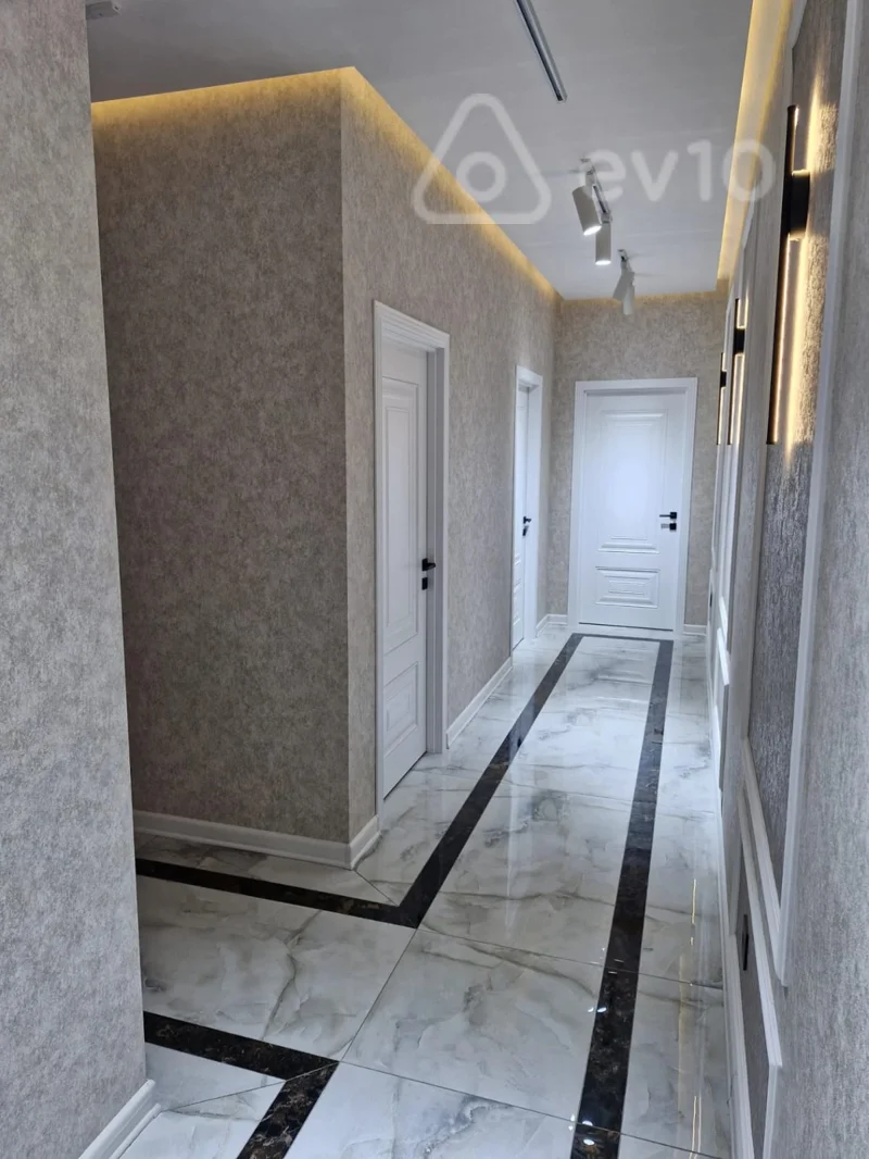 3 otaqlı mənzil, 100 m², Təbriz küç. — kirayə — Mənzil, Bakı (9)