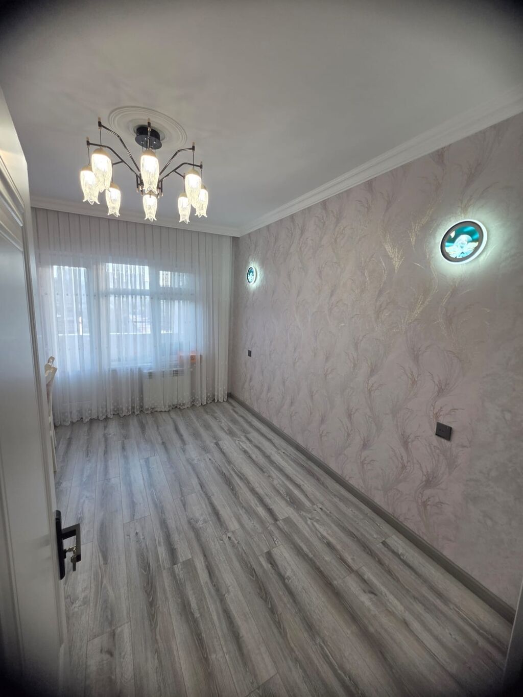 Bakı, Bakıxanov qəs., 3 otaqlı, Köhnə tikili, m. Neftçilər, 75 kv. m — Mənzil, Bakı (2)