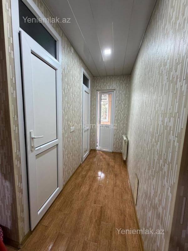 Satılır 4 otaqlı Bina evi menzil (Köhnə tikili), 83.5 m², 9-cu mikrorayon — Mənzil, Sumqayıt (11)