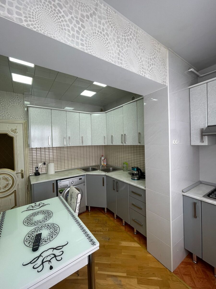 Satılır 3 otaqlı köhnə tikili 90 m² — Mənzil, Bakı (11)