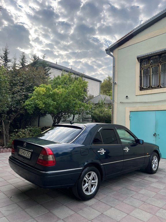 Mercedes C 220, 2.2 L, 1996 il, 438 000 km 10-KV-250 — Avtomobillər, Bakı (6)