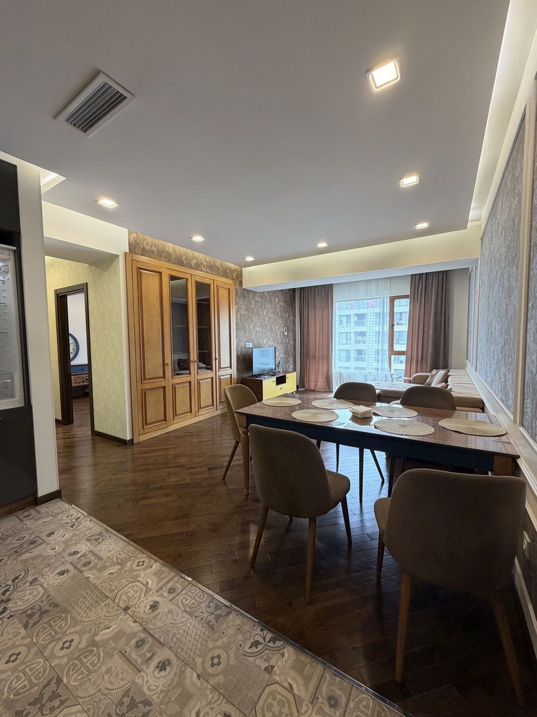 İcarəyə verilir 3 otaqlı yeni tikili 120 m² — Mənzil, Bakı (7)