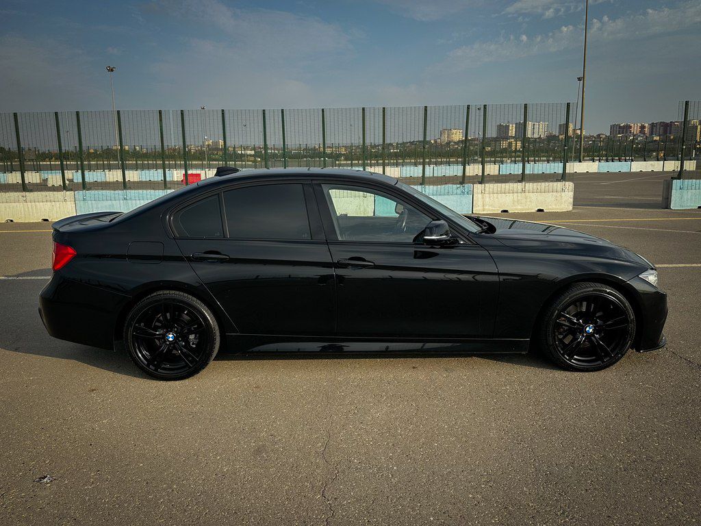 BMW 328, 2.0 L, 2013 il, 210 000 km — Avtomobillər, Bakı (3)