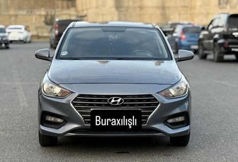 Hyundai Accent, 1.4 L, 2018 il, 300 000 km — Bakı