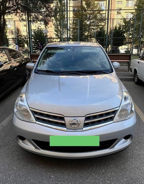 Nissan Tiida, 1.5 L, 2011 il, 141 177 km — Bakı